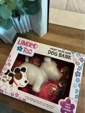 Paint your own Dog Bank-sealed gift-crafting fun